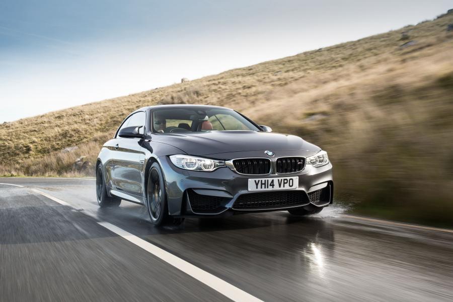  BMW M4 Convertible 2014 года  (UK) (фото 6 из 9)